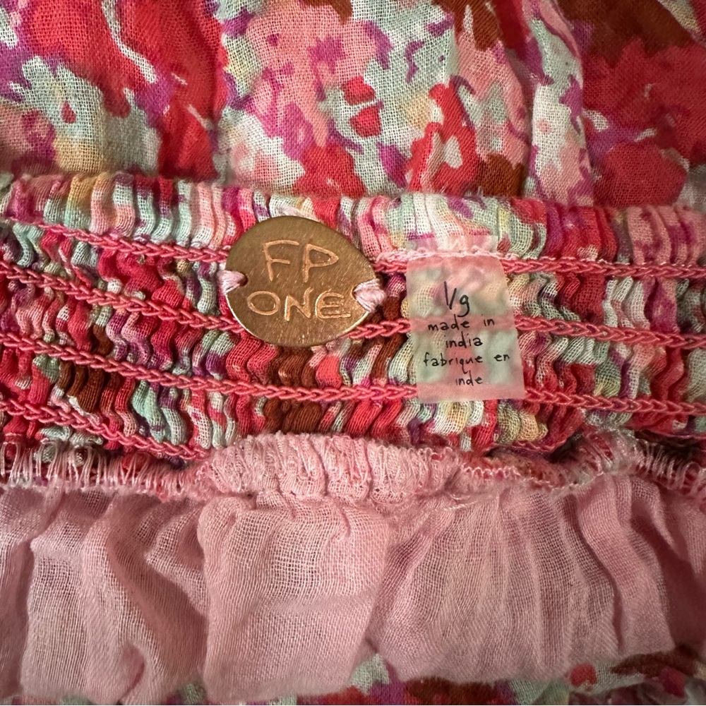 Floral Ruffle Top - Picture 3 of 3